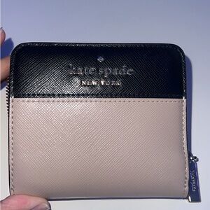 Kate Spade Zip over wallet